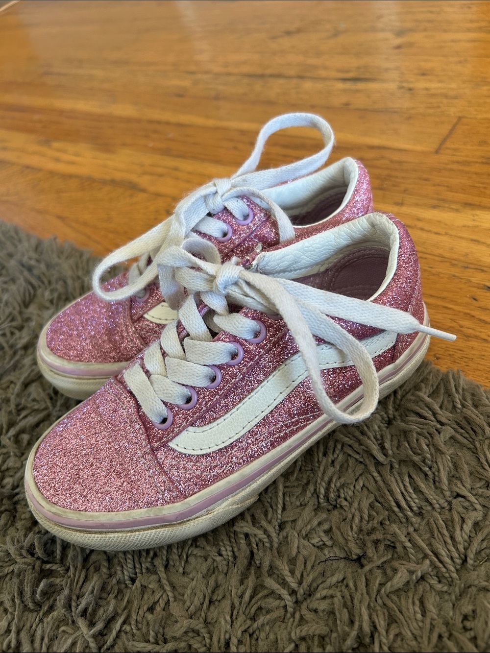 VANS Kids Pink Glitter Low-Top Sneakers with White Accents Size 11